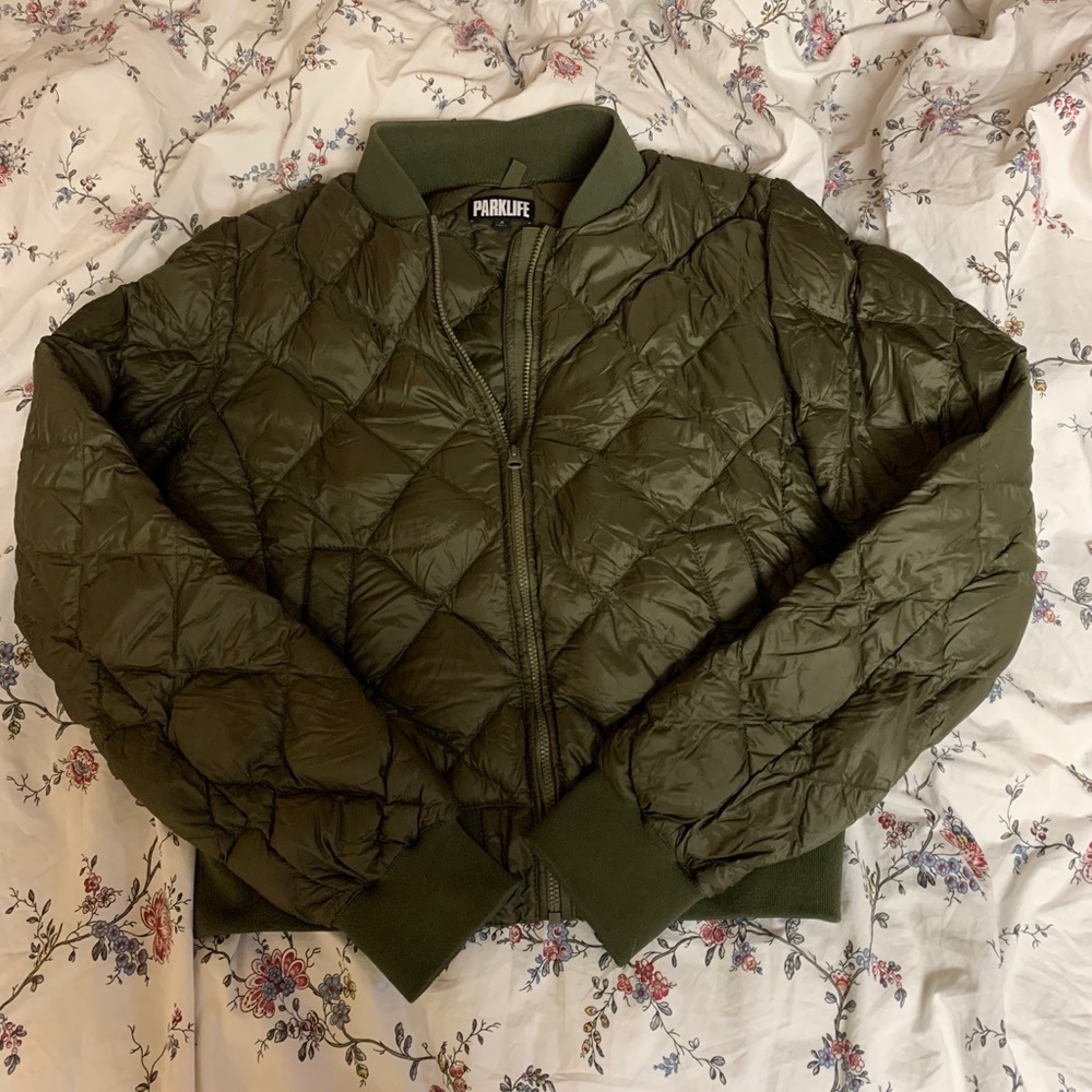 PUFFER JACKET🦎